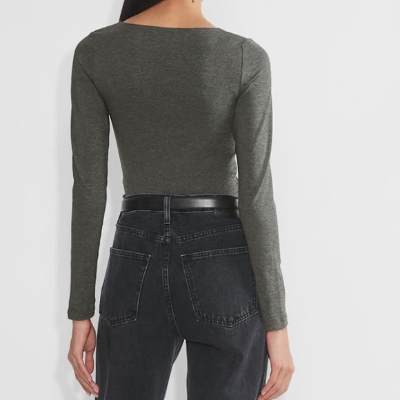 Aritzia color Heather Charcoal Contour Scoopneck Longsleeve - Picture 6 of 8